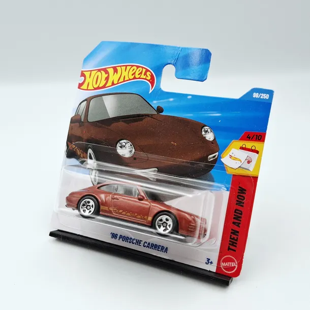 hot-wheels-96-porsche-carrera-bohater-brak