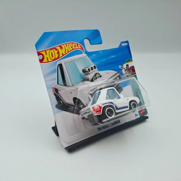 hot-wheels-70-dodge-charger-stan-nowy
