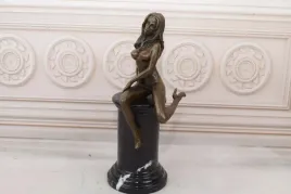 akt-kobiety-w-szpilkach-naga-dziewczyna-figura-z-brazu-dekoracja-erotyk