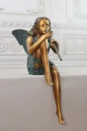 calineczka-z-brazu-elf-dziewczynka-z-fletem-rzezba-z-brazu