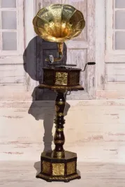 gramofon-8-kat-rzezbiony-patefon-stojak-tuba-sprawny