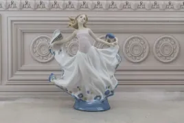 porcelanowa-tancerka-biala-suknia-figura-porcelana-prezent