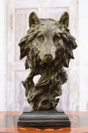 glowa-wilka-wilk-wilczyca-figura-z-brazu-rzezba-na-marmurze-sygn