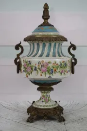 muzealny-porcelanowy-wazon-amfora-kwiaty-secesja-porcelana-braz-prezent