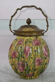 porcelanowa-szkatula-pojemnik-na-ciastka-porcelana-braz-kolorowe-kwiaty