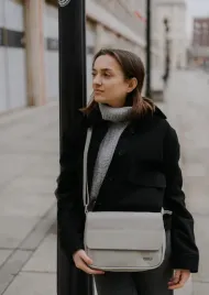 listonoszka-skorzana-szara-she