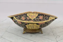 porcelanowa-patera-stojak-na-owoce-porcelana-braz-kwiaty-czarna
