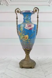 porcelanowy-wazon-na-kwiaty-amfora-porcelana-braz-kolorowe-kwiaty