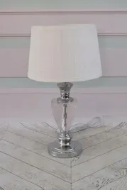 krysztalowa-biala-lampa-lampka-abazur-krysztal-glamour-ozdoba-biuro