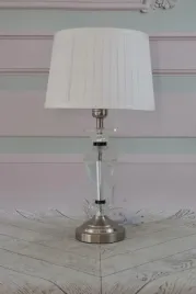 krysztalowa-biala-lampa-lampka-abazur-krysztal-glamour-dekoracja