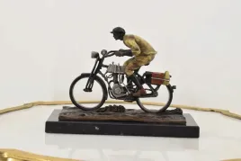 mezczyzna-na-rowerze-kolarz-rower-figura-rzezba-z-brazu-prezent-ozdoba