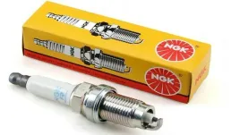 ngk-swieca-zaplonowa-zfr5j-11-5584-do-honda-1szt