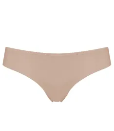 triumph-lovely-micro-brazilian-string-bez-s