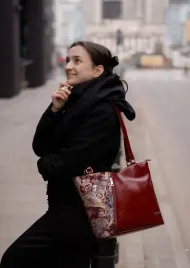 elegancka-bordowa-skorzana-shopperka