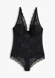 b-p-c-body-czarne-ze-stringami-usztywniane-miseczki-koronkowe-100c