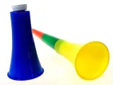 wuwuzela-trabka-mix-dlugosc-72-cm