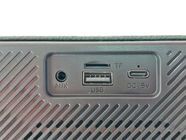 glosnik-z-mikrofonem-bluetooth-kabel-usb-mix-kolor-wielokolorowy