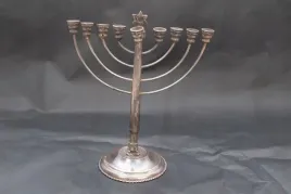 srebrny-zydowski-swiecznik-chanuka-menora-srebro84