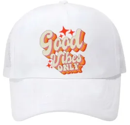 czapka-z-daszkiem-z-siatka-regulowana-wakacyjna-good-vibes-only