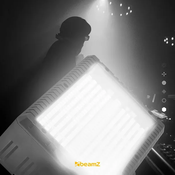 stroboskop-led-rgb-w-combi-beamz