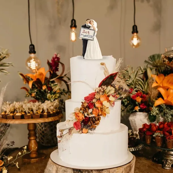figurka-just-married-14-5cm-waga-z-opakowaniem-0-1-kg