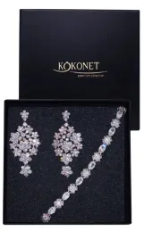 elegancki-kwiatowy-komplet-bizuterii-slubnej-bransoletka-kolczyki-srebrny