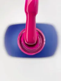 touch-neon-gel-polish-02-ciemno-rozowy-neonowy-lakier-hybrydowy-9-ml