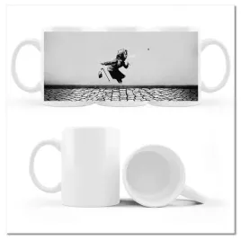 kubek-z-nadrukiem-330ml-banksy-babcia-achoo-psik