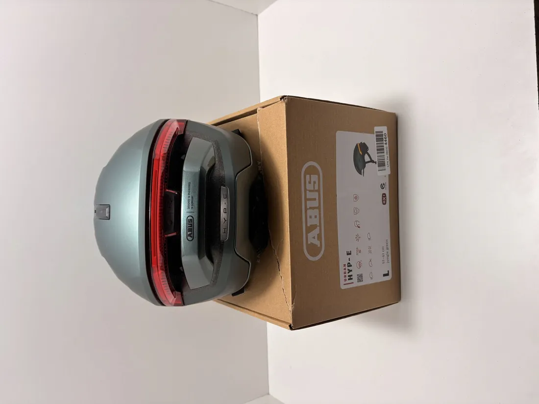 kask-rowerowy-abus-aku-06-hyp-e-r-l