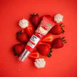 white-glo-strawberries-andamp-cream-toothpaste