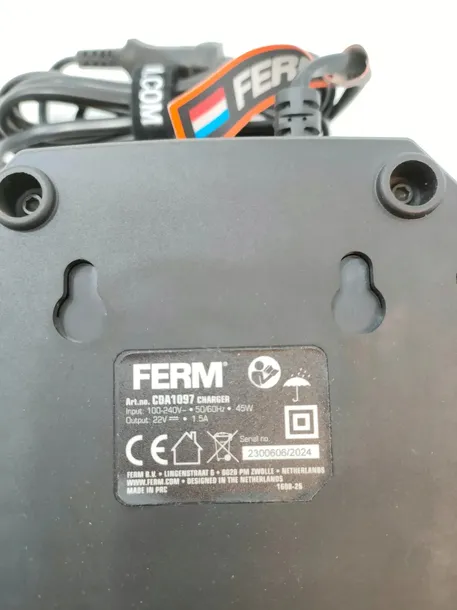 ferm-cda1097-ladowarka-18v-4-0ah-do-cdm1127-kod-producenta-b07cwxf39j