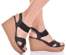 modne-sandaly-damskie-espadryle-na-koturnie-platformie-eleganckie-czarne