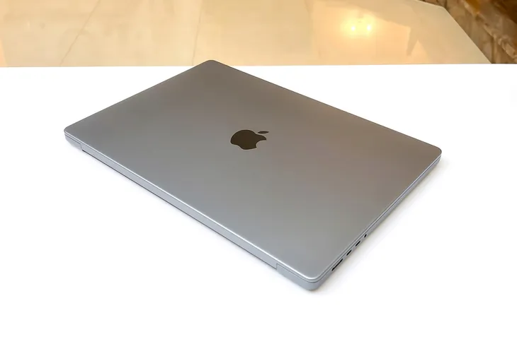 laptop-apple-macbook-pro-16-m1-pro-32gb-1tb-space-gray-technologia-akumulatora-litowo-polimerowy