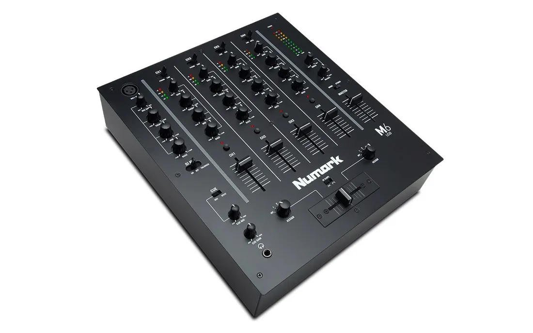 mikser-numark-m6-usb-4-kanalowy-stan-powystawowy