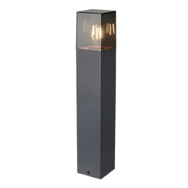 oswietlenie-przed-dom-led-na-zarowke-e27-stojaca-50cm-kwadrat-na-podworko