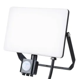 naswietlacz-halogen-lampa-led-50w-z-czujnikiem-pir-na-dwor-przed-dom