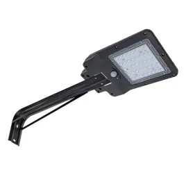 lampa-solarna-8w-4000k-na-budynek-garaz-parking-czujnik-ruchu