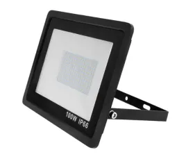 halogen-led-100w-zimny-przed-zaklad-magazyn-hale