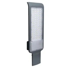 naswietlacz-50w-led-5000k-barwa-dzienna-ip65-oswietlenie-podworka-latarnia