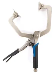 scisk-stolarski-do-otworow-kieszeniowych-mebli-fritzfurt-70mm-3-face-clamp