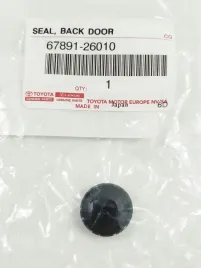 gumowa-zaslepka-korek-67891-26010-toyota-yaris-echo-verso-ncp1-scp10
