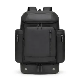 plecak-miejski-na-laptopa-156-i-tablet-10-z-miejscem-na-buty-i030