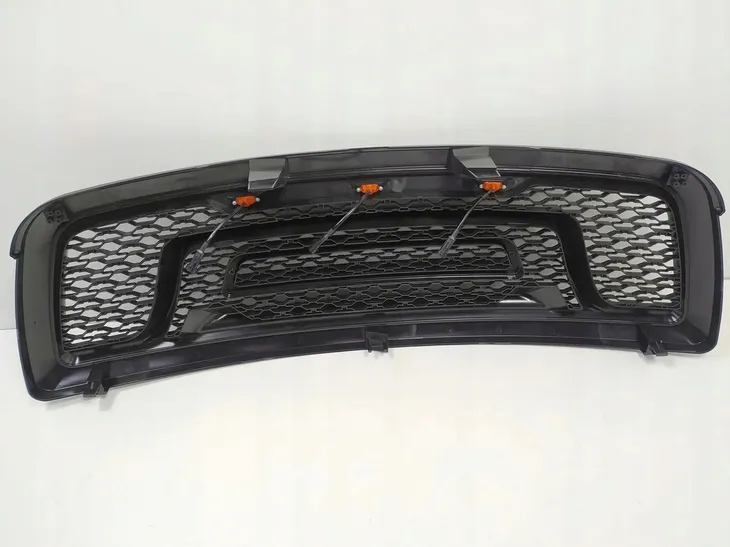 grill-atrapa-dodge-ram-1500-2009-2012-strona-zabudowy-przod