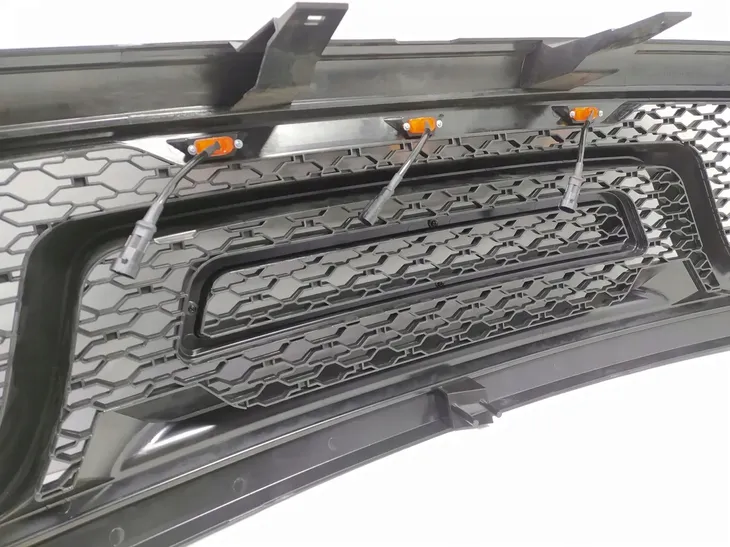 grill-atrapa-dodge-ram-1500-2009-2012-stan-opakowania-oryginalne