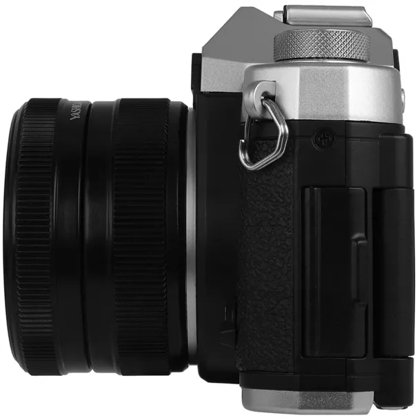 yashica-fx-d-100-digital-film-simulation-camera-model-fx-d-100