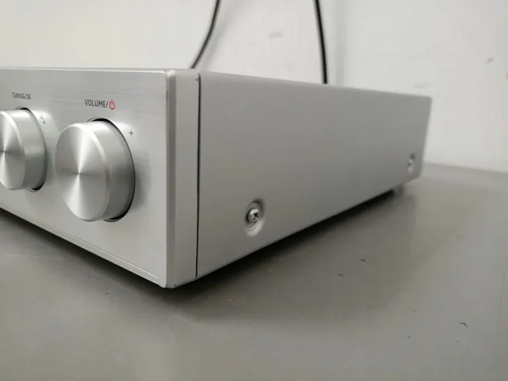 radio-sieciowe-technisat-digitradio-143-cd-v3-zasilanie-sieciowe