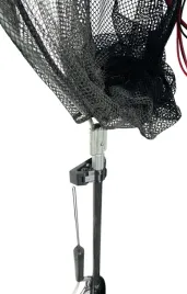 uchwyt-na-miotle-v2-print-in-place-standardowy-22-25-mm-czarny