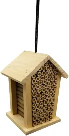 domek-dla-owadow-budka-legowa-dla-pszczol-motyli