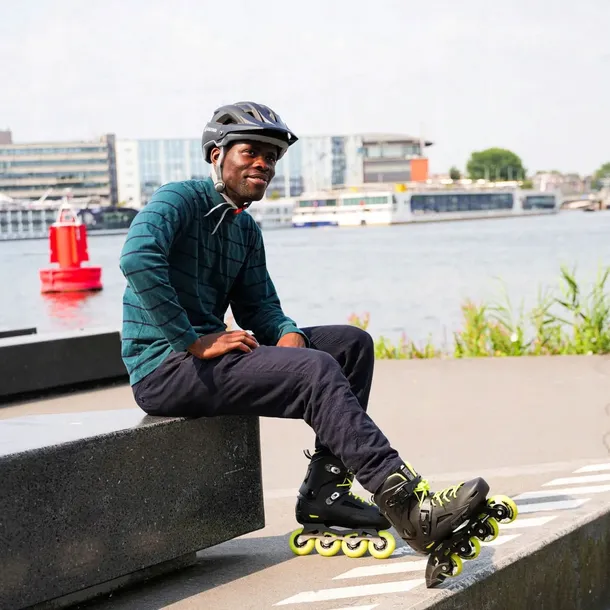 rolki-rollerblade-lightning-black-lime-43-44-min-dlugosc-wkladki-28-cm