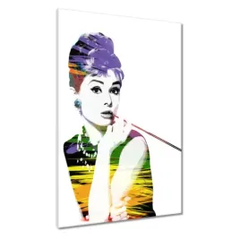 obrazy-60x90-audrey-hepburn-cygaretka